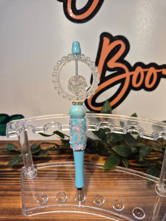 White/Blue Rose Pen